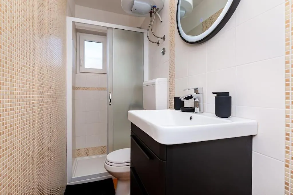 アパート Apartman Milazzi, Fully Air-Conditioned バスカ